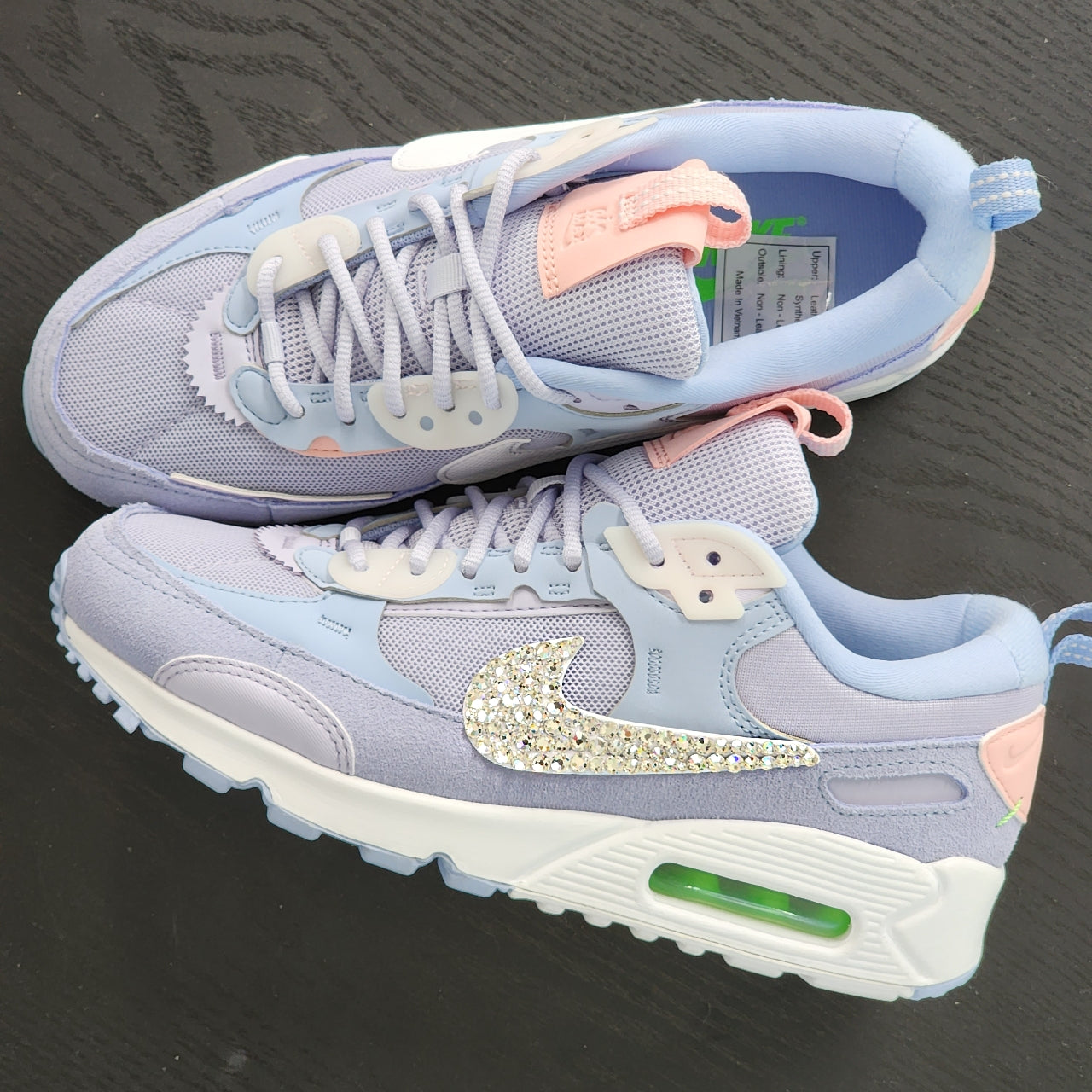 Air Max Futura Women Size 7 (Pastel Blue Purple)