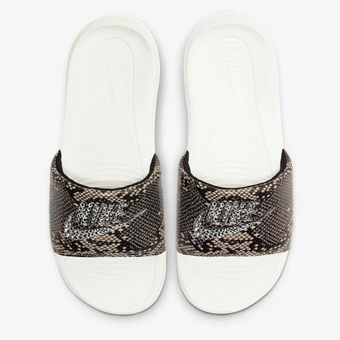 Adi Superstar Women Sz 6.5 (Black/White) Sale