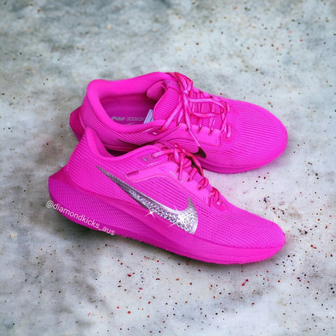 Revolution Women Size 7 and 9 (Black) Sale