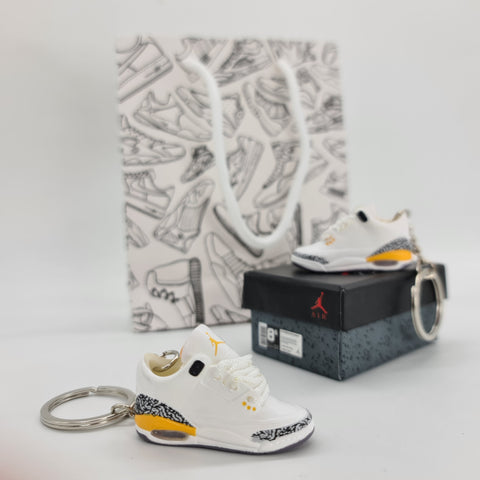 Mini Sneaker Keyring- Adi Superstar (White/Black)